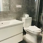 Seagarden Hideaway - 1bed *