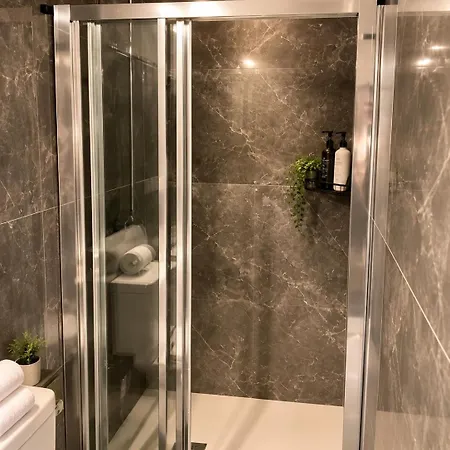Seagarden Hideaway - 1bed
