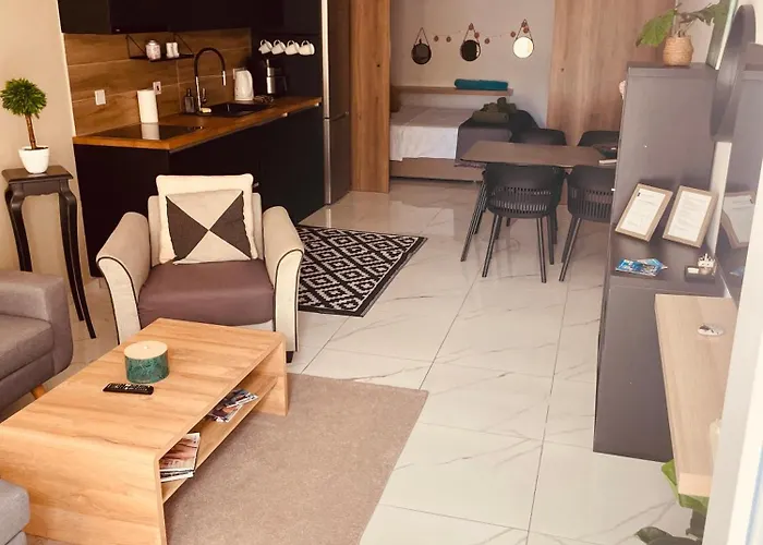 Seagarden Hideaway - 1bed * Paphos